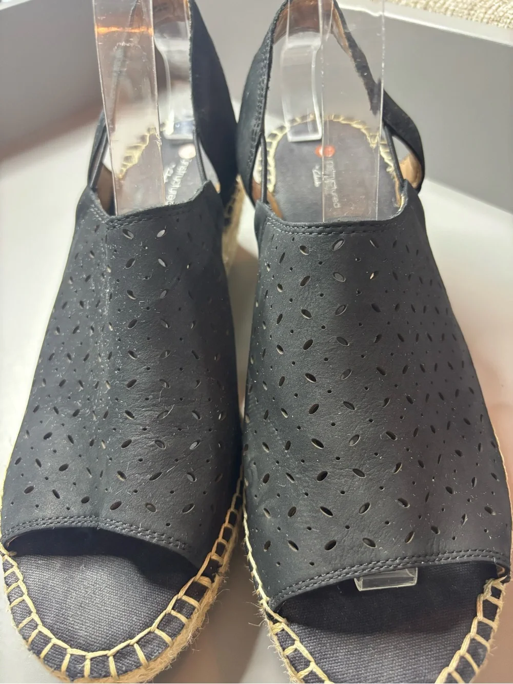 Clark’s Petrina Gail Leather Sandals Size 9 Neutral Beach Bohemian Spring